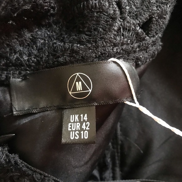 Women's Missguided Open Back Embroidered Lace - Picture 2 of 6